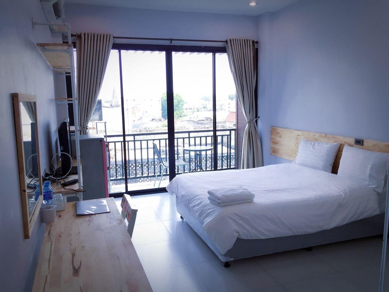 Rinrada Loft Resident Hotel Chiang Mai Bagian luar foto
